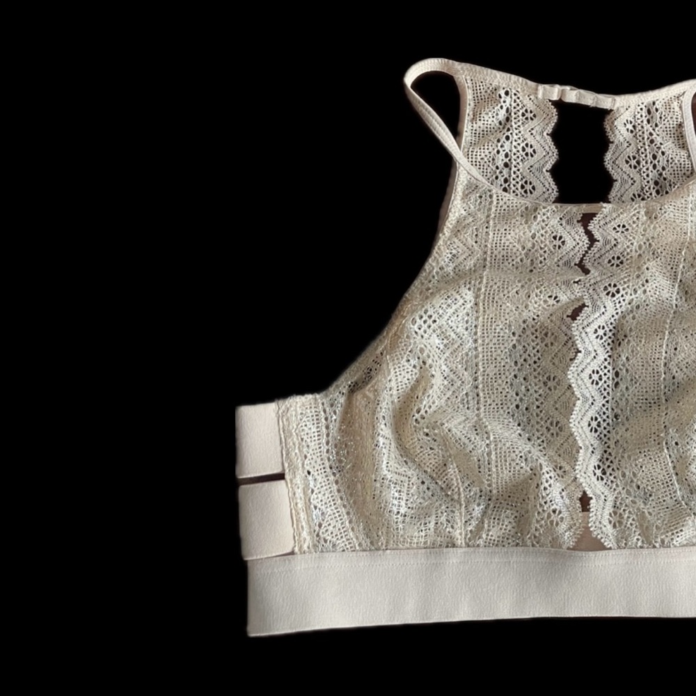 ETAM PARIS | S | Nude Non-Wired Non-Padded High Neck Gold Lace Bralette NWOT